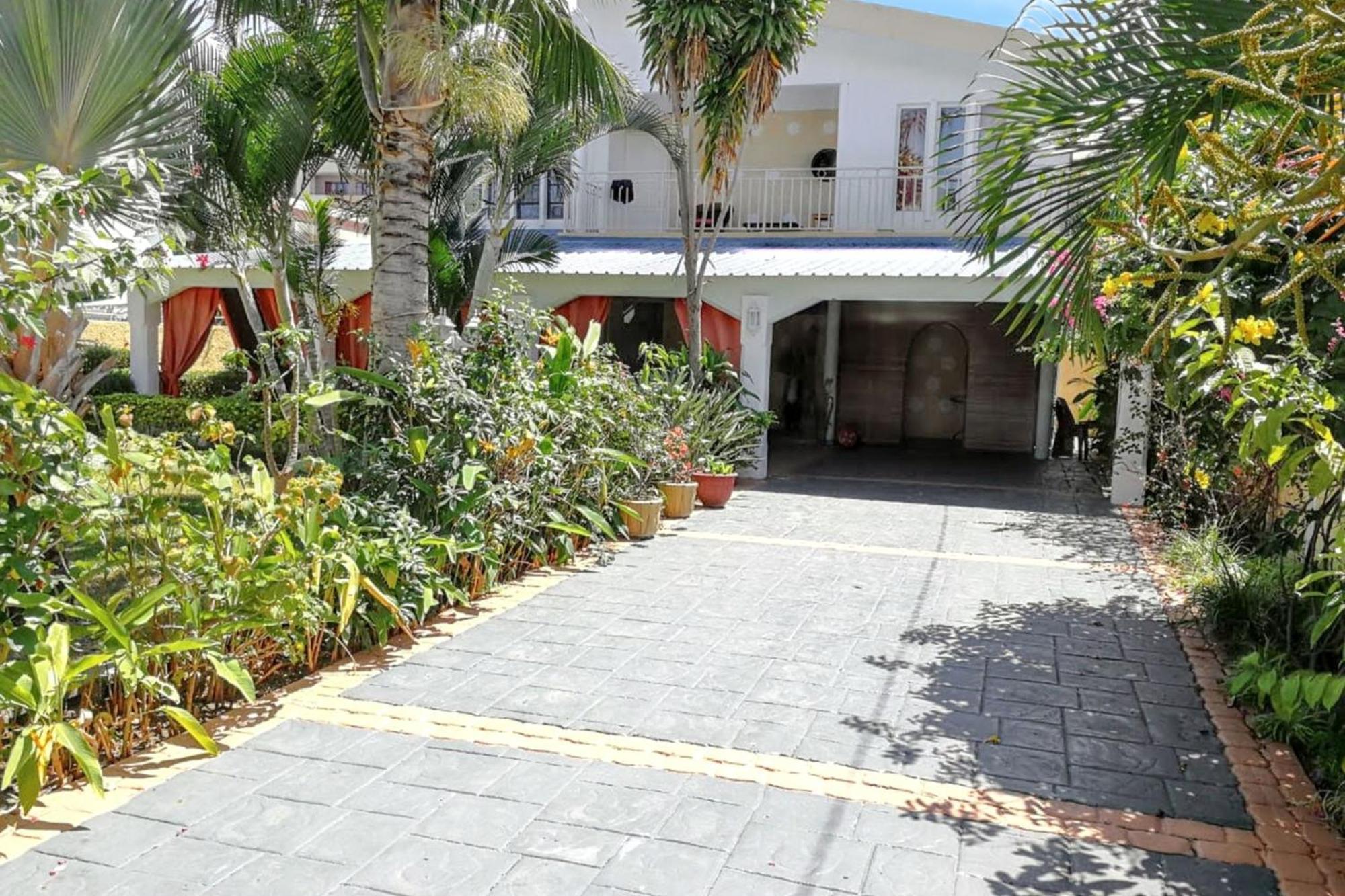 Charming Studio In Flic En Flac With Enclosed Garden 25M² 외부 사진